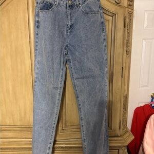 New White Fox Classic Blue Women's Jeans. Size Large. Never worn but missing tag